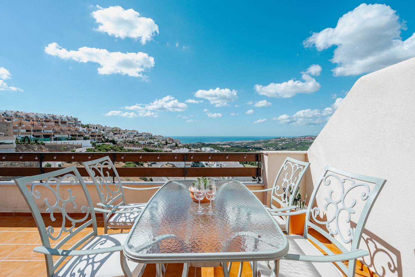 Appartement entier, 20. Rooftop apartment seaview Dona Julia Casares in Casares, Costa del Sol