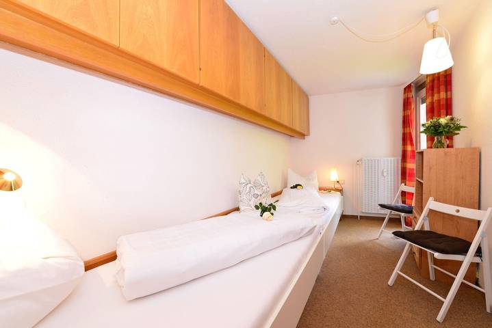 Geheel vakantieappartement, Hotel suite, douche of bad, Wc in Riezlern, Mittelberg