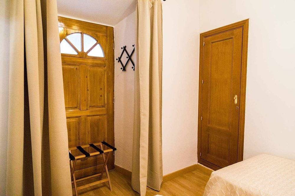 Apartamento entero, La casa de los Infantes junto a Catedral,Toledoap in Toledo, Provincia de Toledo