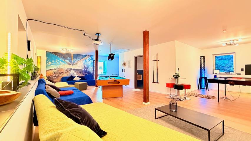 Ferienhaus für 18 Personen, mit Whirlpool und Garten sowie Sauna, kinderfreundlich in Lahn-Taunus - 4