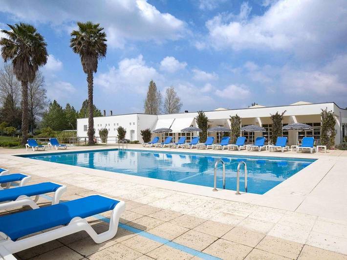 Hotel para 3 pessoas, com piscina e jardim - 1