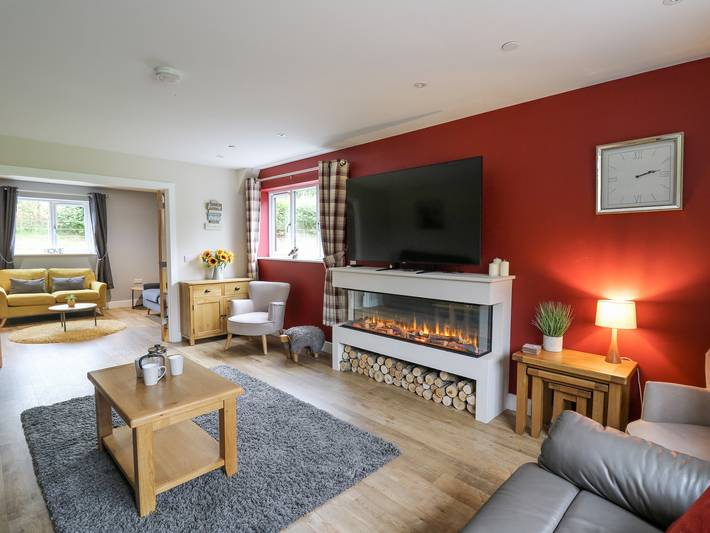 Talarddu Cottage in Powys