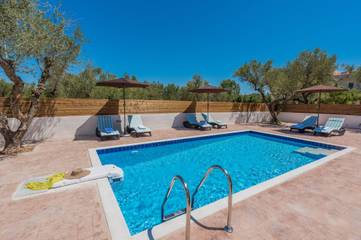 Villa for 6 People in Planos, Zakynthos, Photo 3