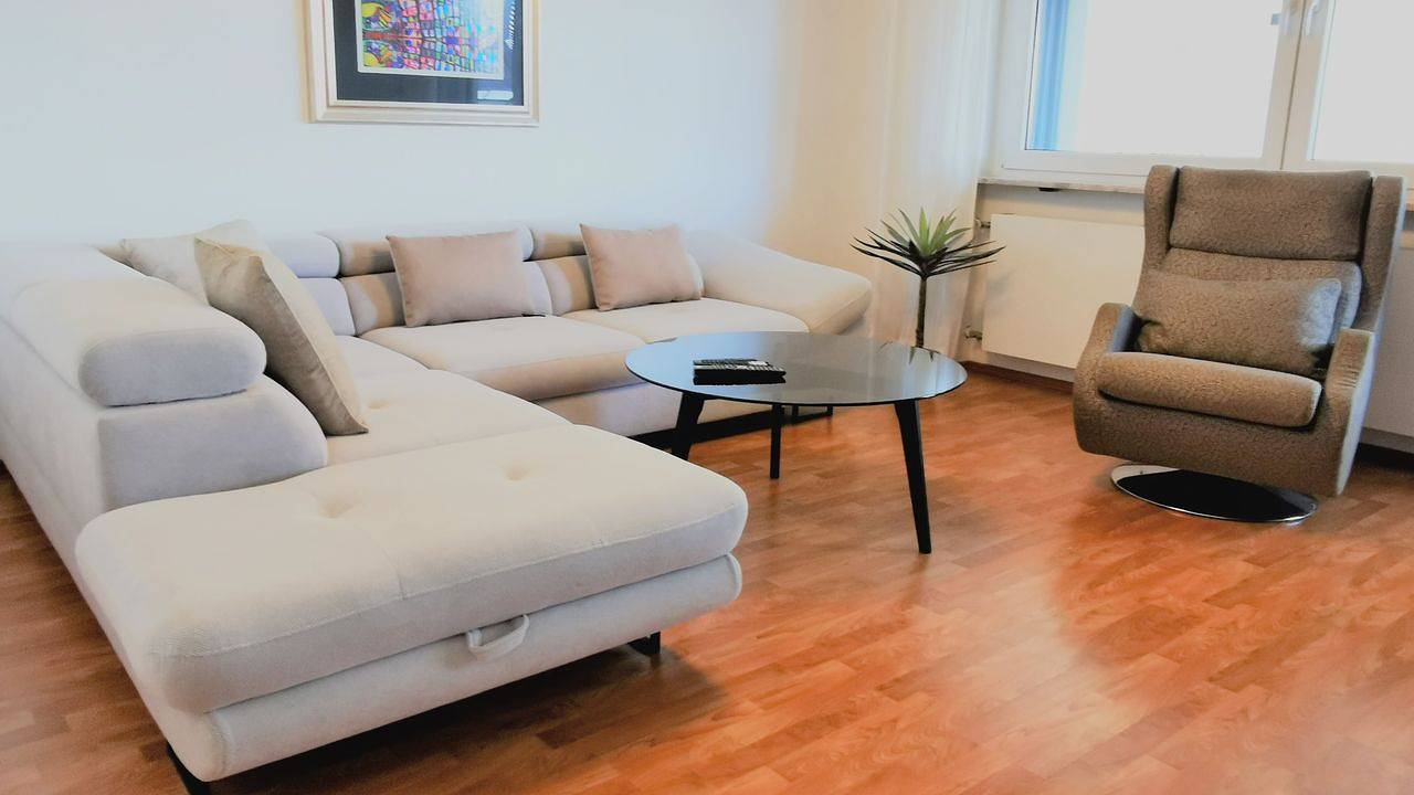 Ganze Ferienwohnung, Ferienwohnung für 6 Personen (140 m²) in Friedrichshafen in Friedrichshafen, Region Bodensee-Oberschwaben