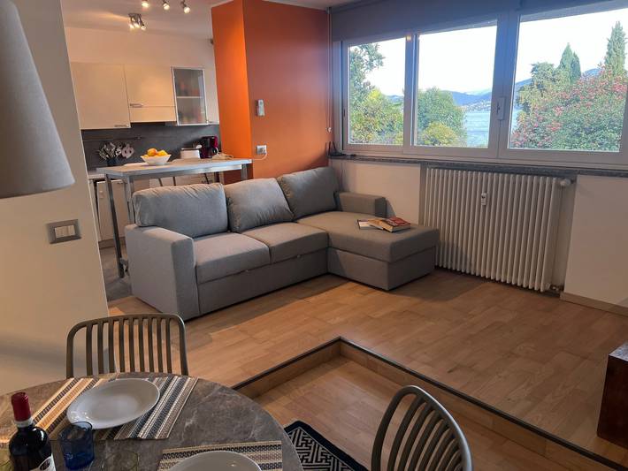 Ganze Wohnung, Inaya apartment in Oggebbio with pool in Oggebbio, Oggebbio Gemeinde