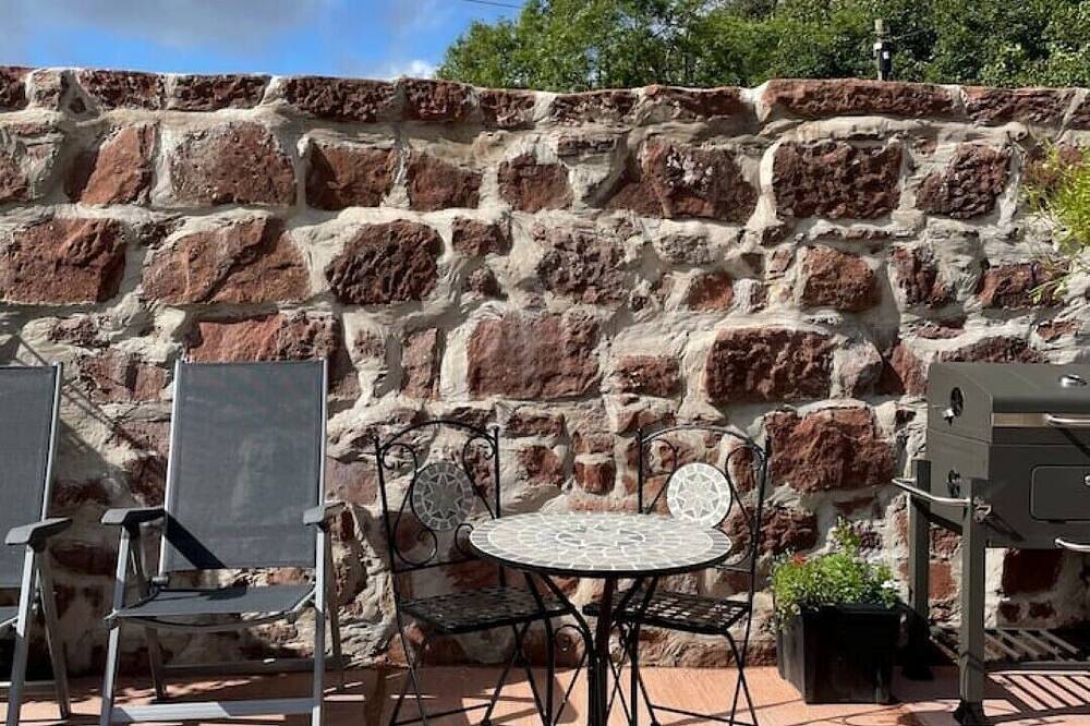 Geheel appartement, The Lookout, seafront, beachfront, stunning views in Millport, Firth Of Clyde