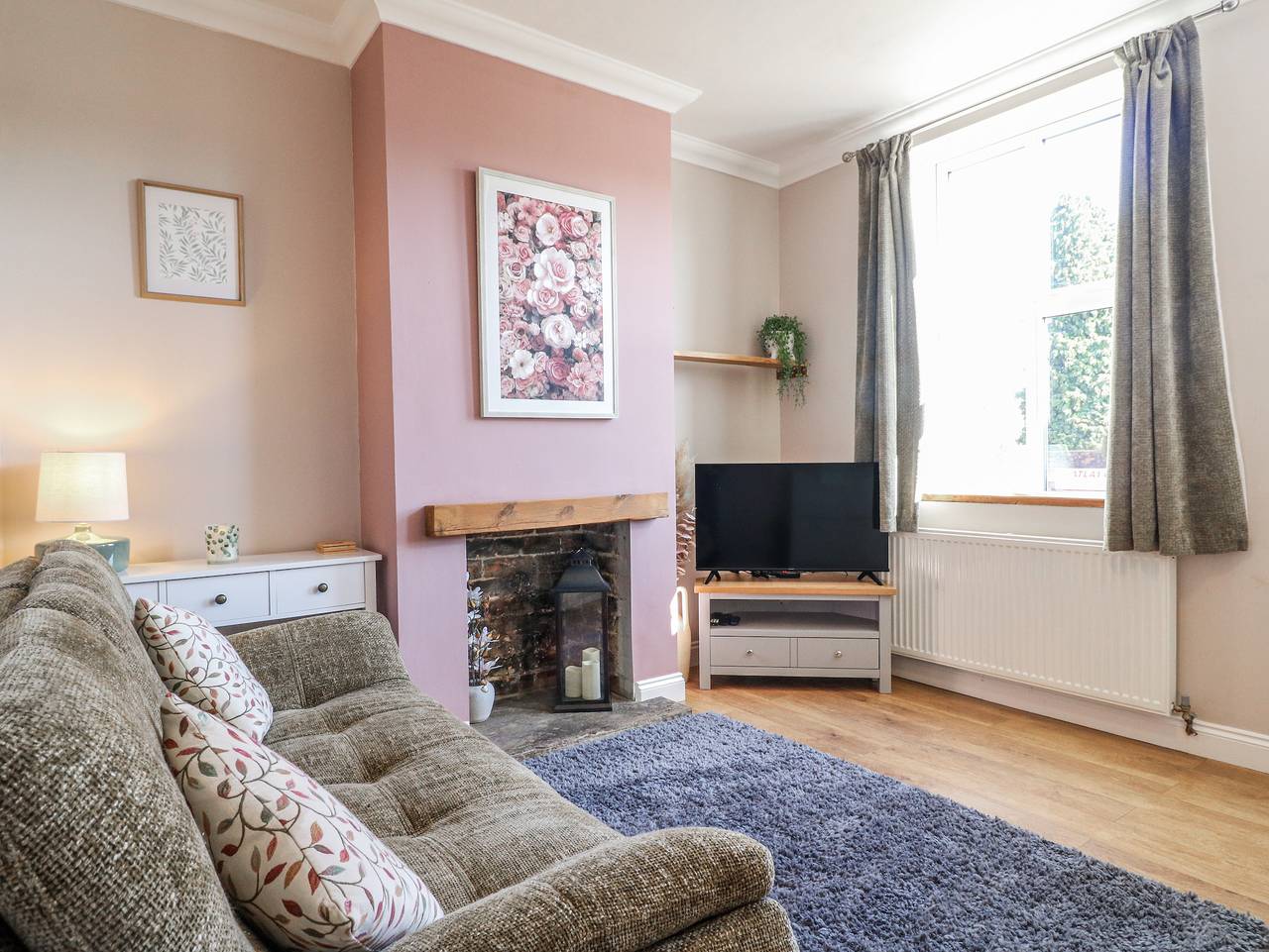 Hill View Cottage in Alton Towers, Derbyshire