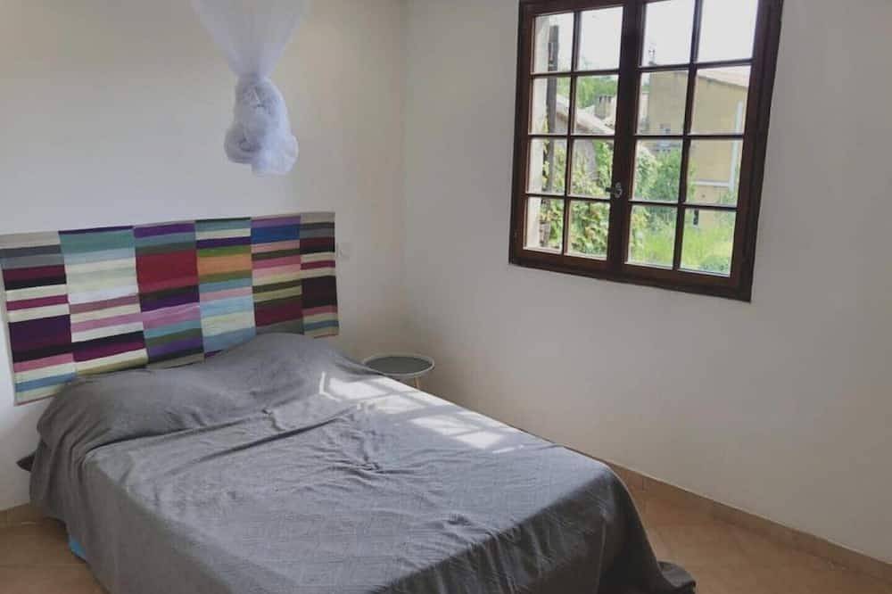 Villa \"En Buena Hora\" in Saze, Nimes region