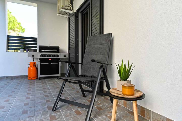 Ferienwohnung für 5 Personen, mit Garten in Sveti Filip i Jakov - 3