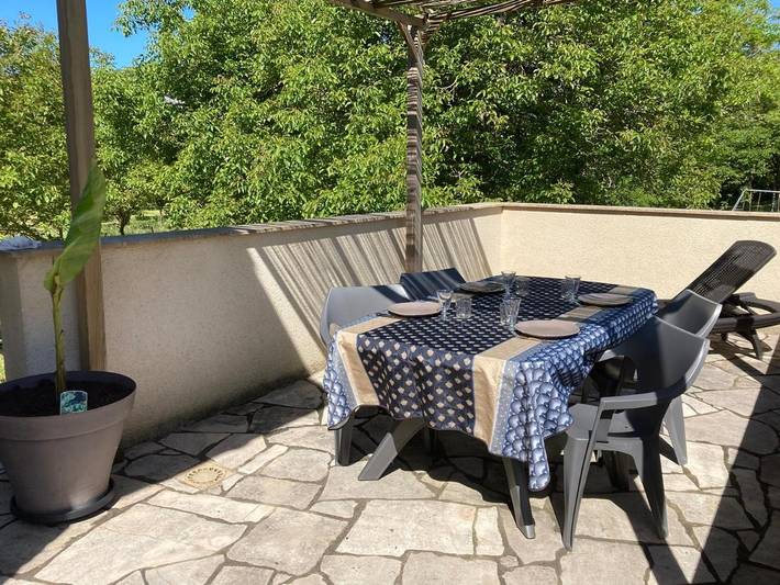 Location de vacances pour 4 personnes, avec jardin à Lacave - 2