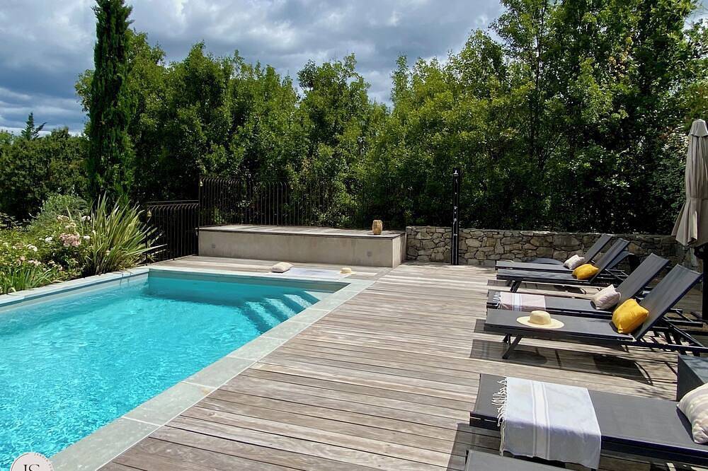 Luxe huis met prachtige tuin en prive zwembad in Les Vans, Parc naturel régional des Monts d'Ardèche