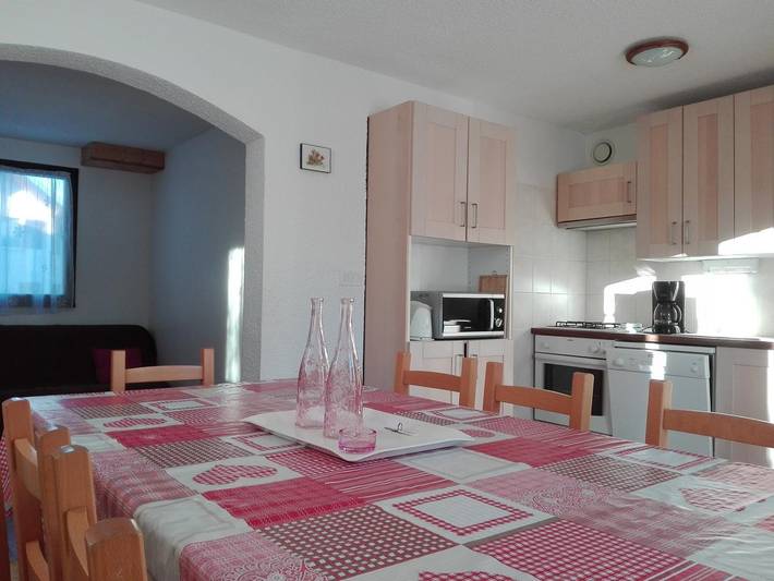 Gîte pour 8 personnes, avec jardin à Corrençon-en-Vercors - 3