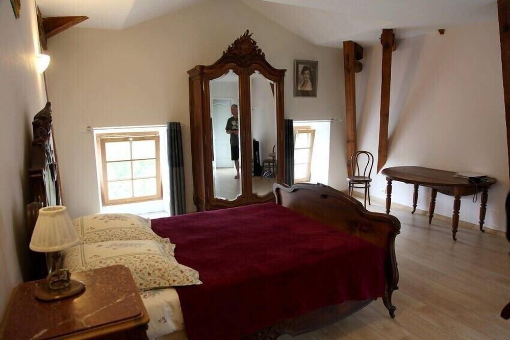 Chambre Double au Domaine du Vern in Saint-Affrique, Parc naturel régional des Grands Causses