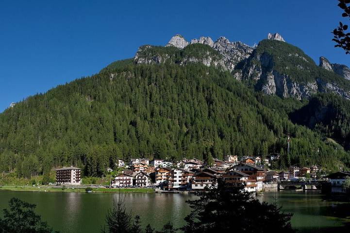 Baita per 4 persone, con balcone in Alleghe