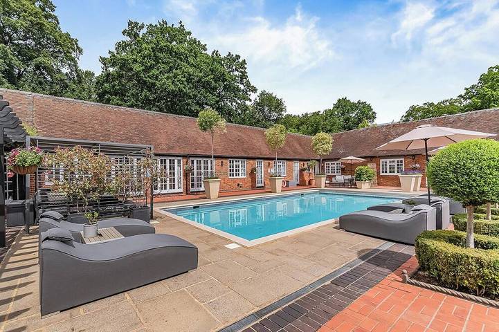 Cottage for 5 people, with garden and pool - 1