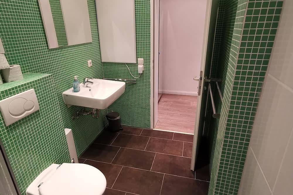 Ganze Wohnung, 2-Zi.-Apartment \"Neue Flora\", modernes Apartment für bis zu 5 Pers., inkl. Wlan in Altona Hamburg, Hamburg