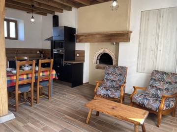 Gîte pour 4 Personnes dans Ygrande, Allier, Photo 1
