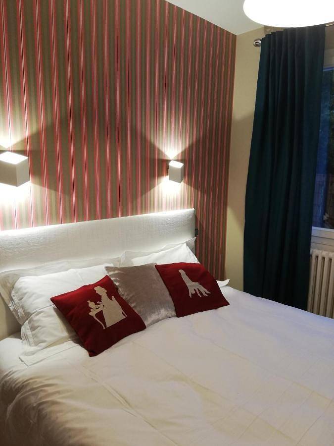 Double Room in Biganos, Région d'Arcachon