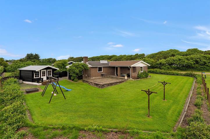 Ferienhaus für 6 Personen, mit Garten und Sauna sowie Whirlpool und Terrasse in Kærgården
