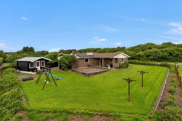 Ferienhaus mit Meerblick für 6 Personen, mit Terrasse und Sauna sowie Whirlpool und Garten in Nordwestjütland