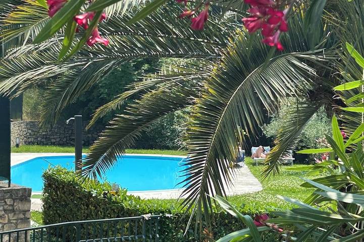 Appartement de vacances pour 4 personnes, avec jardin ainsi que piscine et balcon - 1