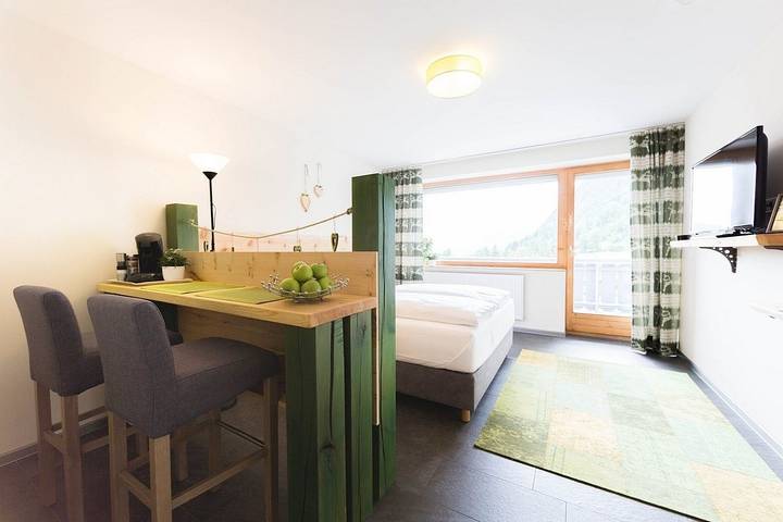 Ferienwohnung für 2 Personen, mit Balkon und Sauna