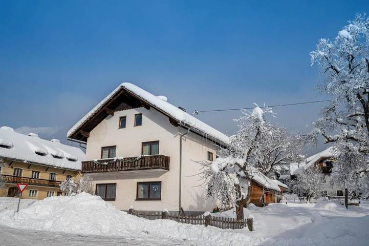 BnB für 3 Personen, mit Terrasse und Garten sowie Ausblick im Bezirk Hermagor