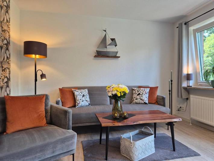 Ferienwohnung für 3 Personen, mit Terrasse und Garten sowie Ausblick in Bredstedt