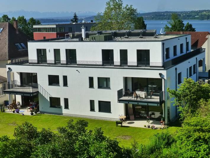 Ferienwohnung für 3 Personen, mit Balkon und Garten sowie Seeblick in Überlingen