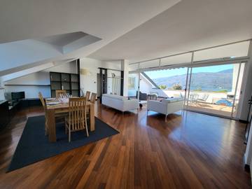 Gîte pour 6 personnes, avec vue sur le lac et terrasse, animaux acceptés dans Verbania