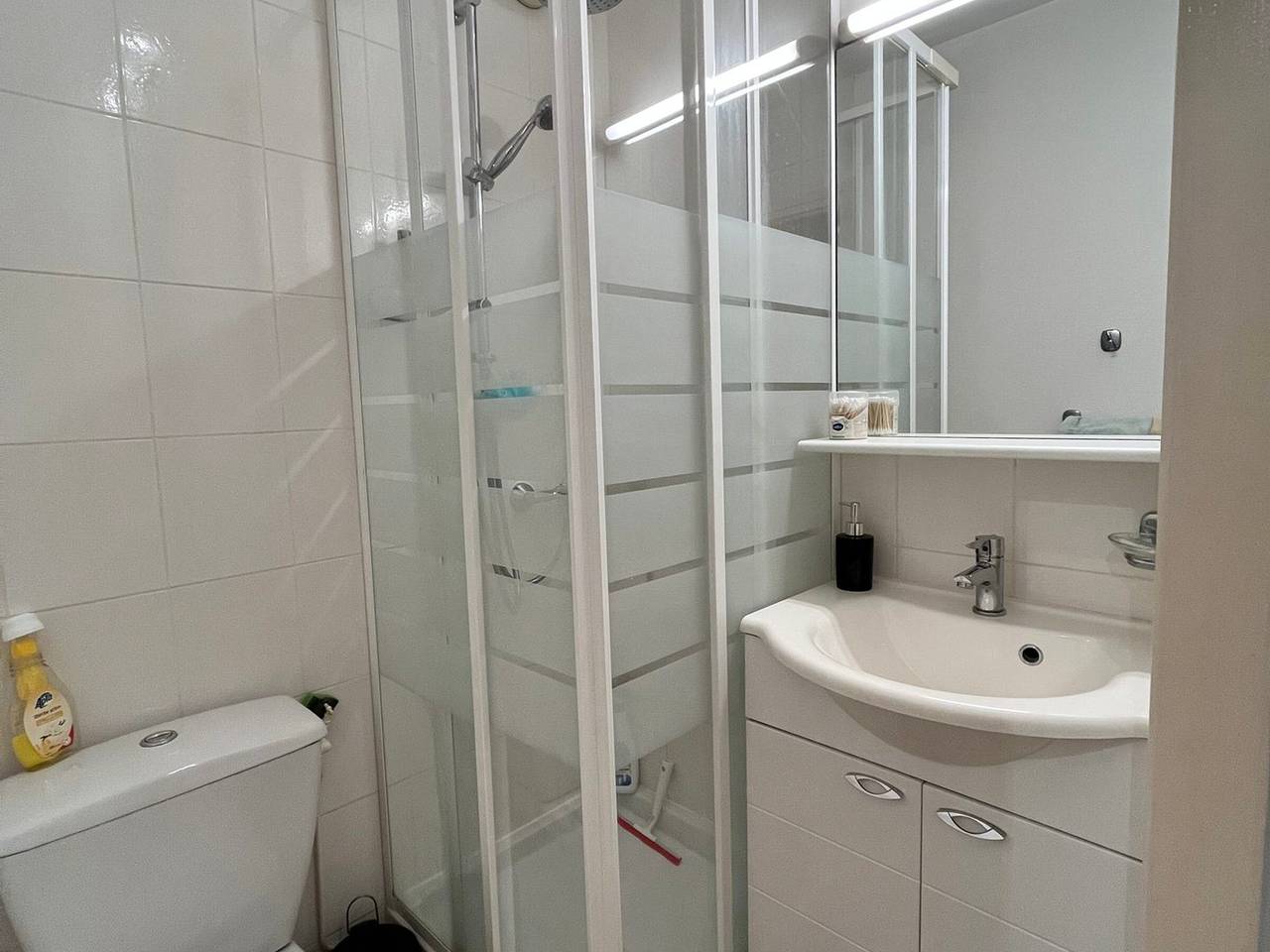 Entire studio, Comfortable 19m² Studio at Ski Foot - Sleeps 4 in Villard-de-Lans, Parc naturel régional du Vercors