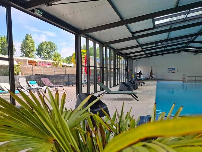Camping pour 2 personnes, avec Jardin et Bassin pour enfant