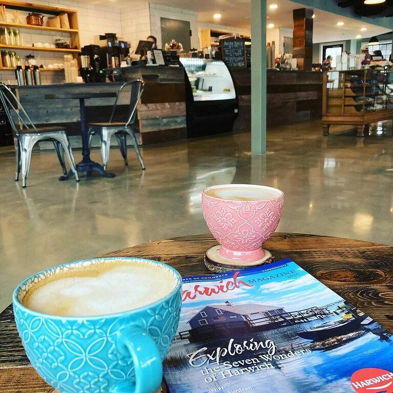 Seitenwinde Ii - Coastal Ranch Home Schritte zum Strand. Klimaanlage und Wifi! in West Harwich, Harwich