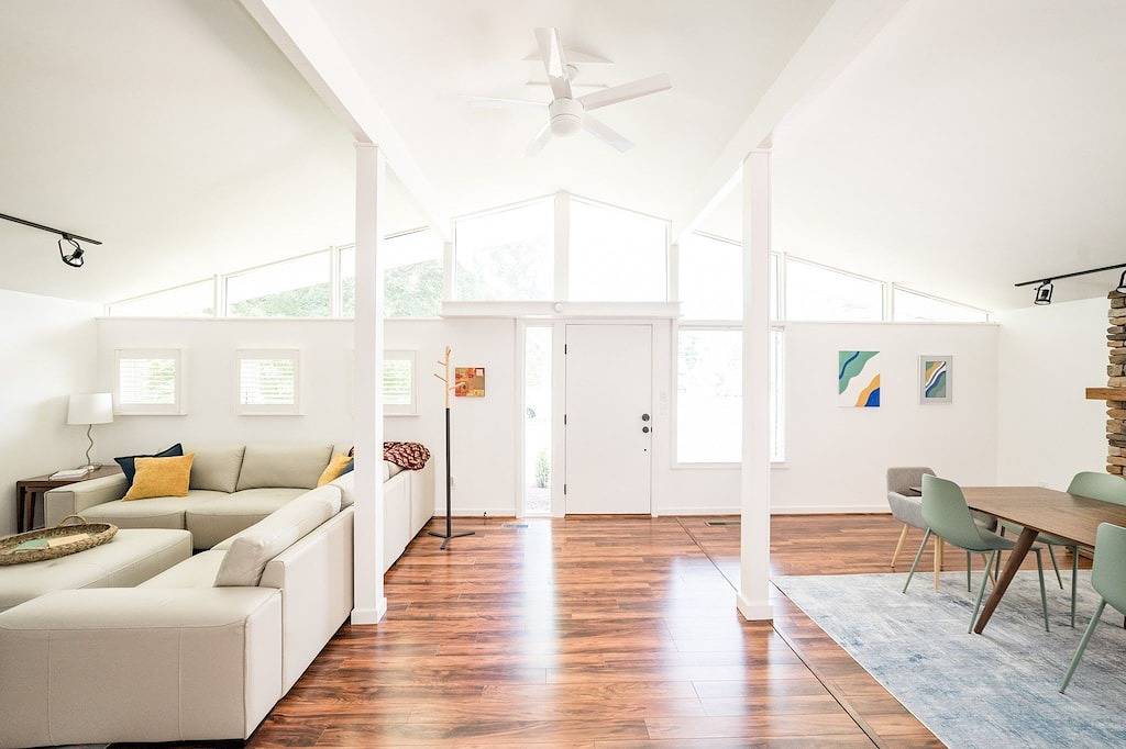 Unique Midcentury Minimalist w/ Natural Light in the Heart of Lyh in Lynchburg, Virginia