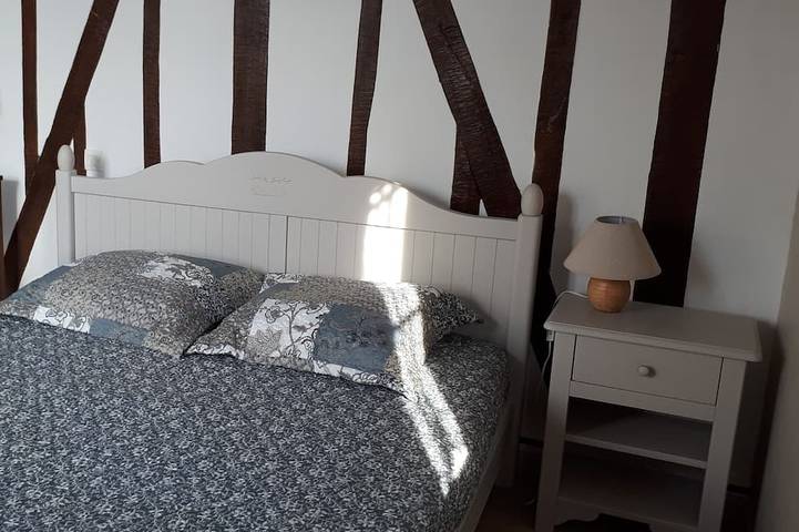 Location de vacances pour 5 personnes, avec terrasse et jardin à Le Bec-Hellouin - 2