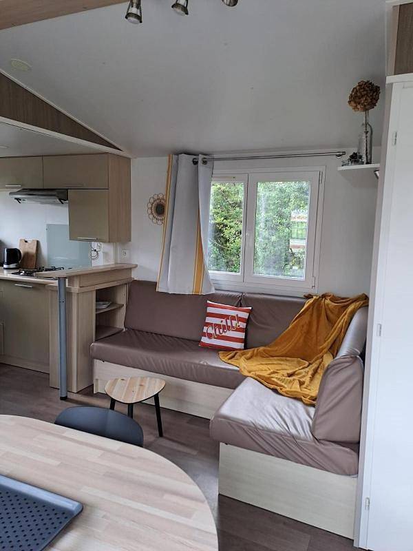 Location de vacances pour 4 personnes, avec terrasse ainsi que jardin et vue dans Plage de Lestrevet - 3