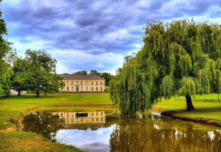 Gîte pour 6 personnes, avec Balcon et Jacuzzi ainsi que Terrasse et Jardin à Bekkevoort