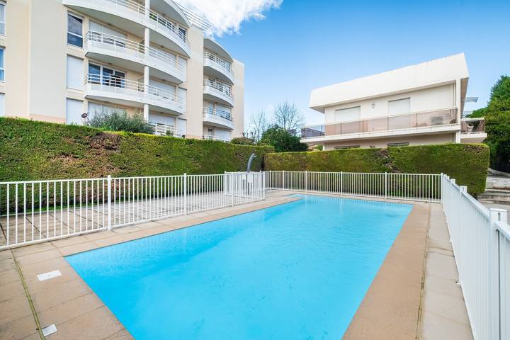 Location de vacances pour 4 personnes, avec balcon dans Cros de Cagnes