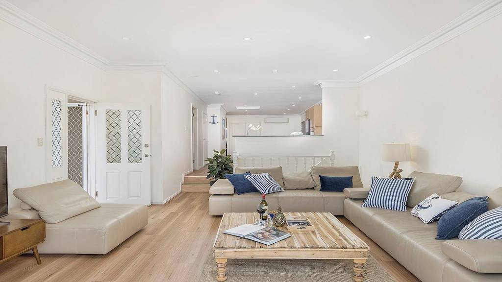 Ancora - 900m walk to Fingal Beach in Fingal Bay, Hunter Valley