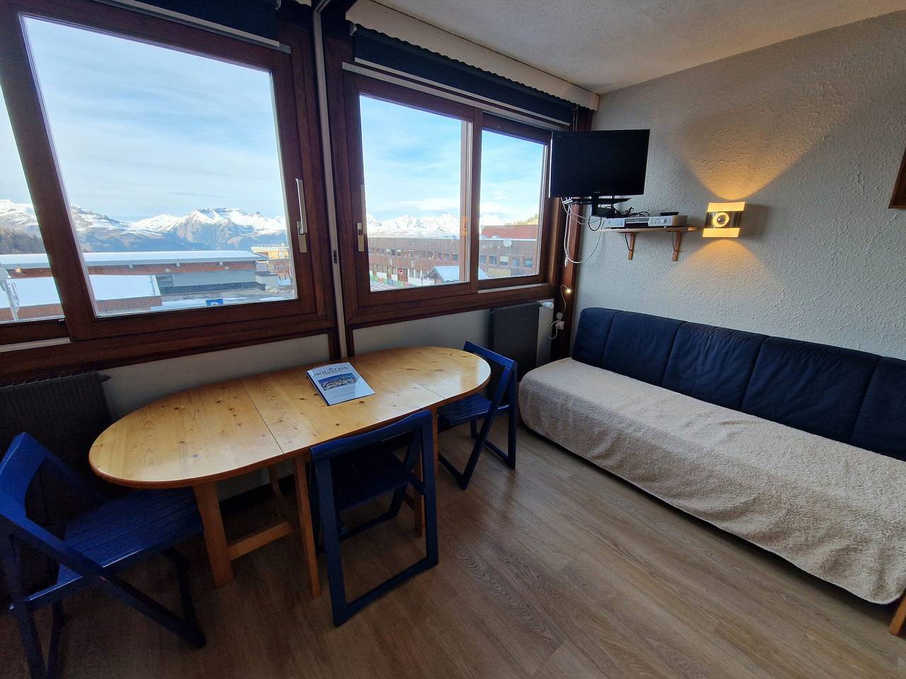 Studio entier, Studio divisible au centre, accès galerie, 4 pers. in Plagne Centre, La Plagne-Tarentaise