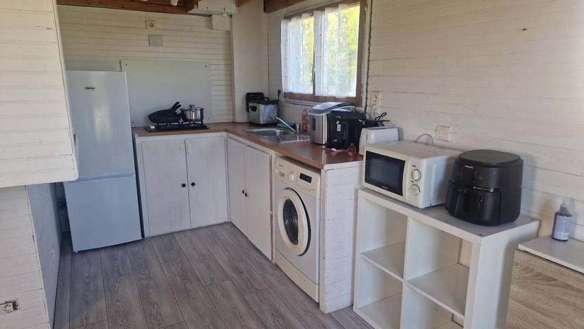 Gîte pour 6 personnes, avec jacuzzi ainsi que jardin et piscine à Charleval - 2