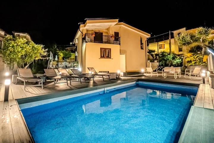 Maison d’hôte pour 4 personnes, avec jardin et vue, animaux acceptés