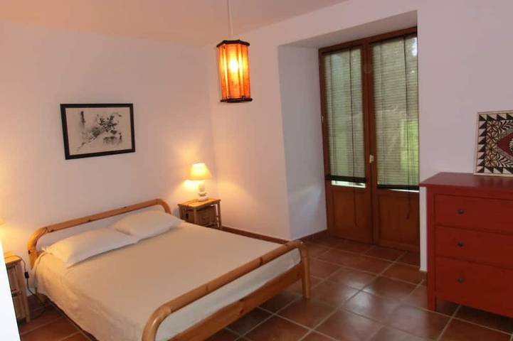 Location de vacances pour 4 personnes, avec piscine dans Safari Peaugres - 3