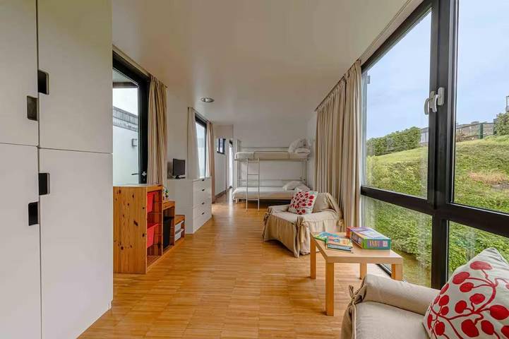 Casa rural para 20 personas, con Terraza además de Jardín y Vistas en Santander - 2