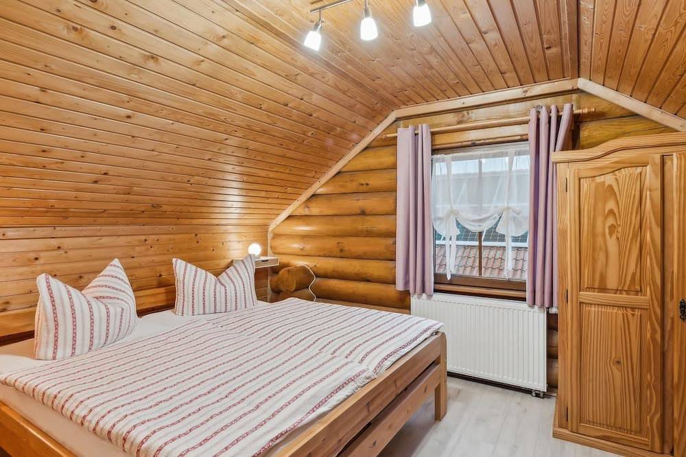 Gemütliches Holzstammhaus mit Garten im Harz in Dankerode, Harzgerode
