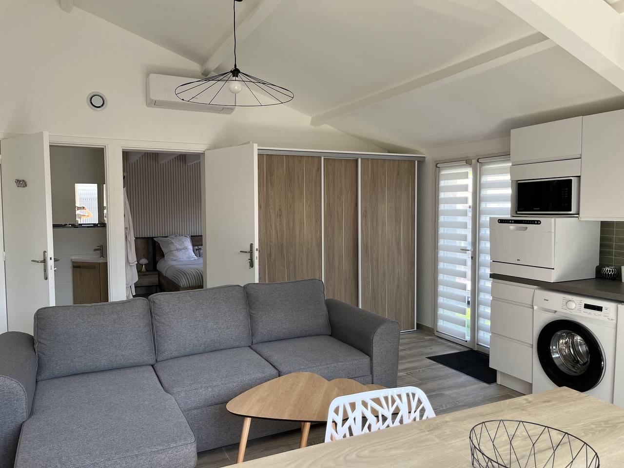 Charmante petite maison rénovée et climatisée in Chauray, Région de Niort