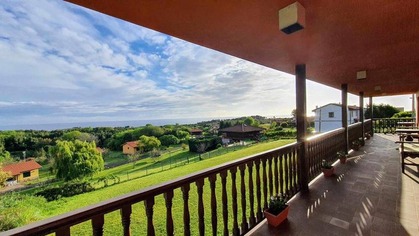 Casa de vacaciones para 7 personas, con vistas y jardín en Costa Oriental Asturiana - 4