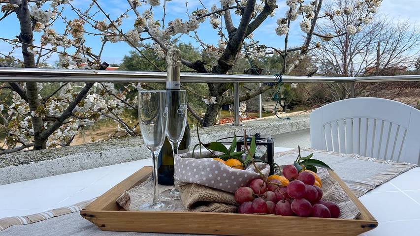 Holiday apartment for 5 people, with terrace - 1