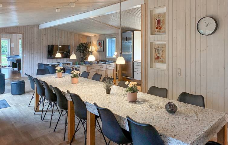 Ferienhaus für 16 Personen mit Whirlpool in Væggerløse, Schwedische Ostsee