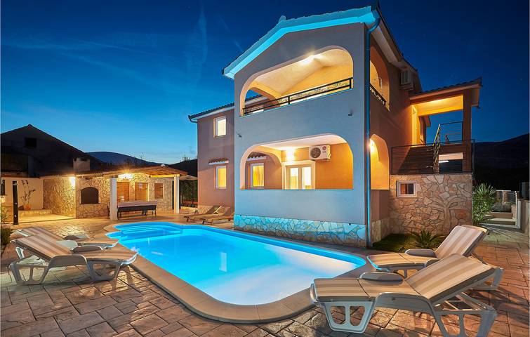 Ferienhaus für 8 Personen in Plano (Kroatische Adria)